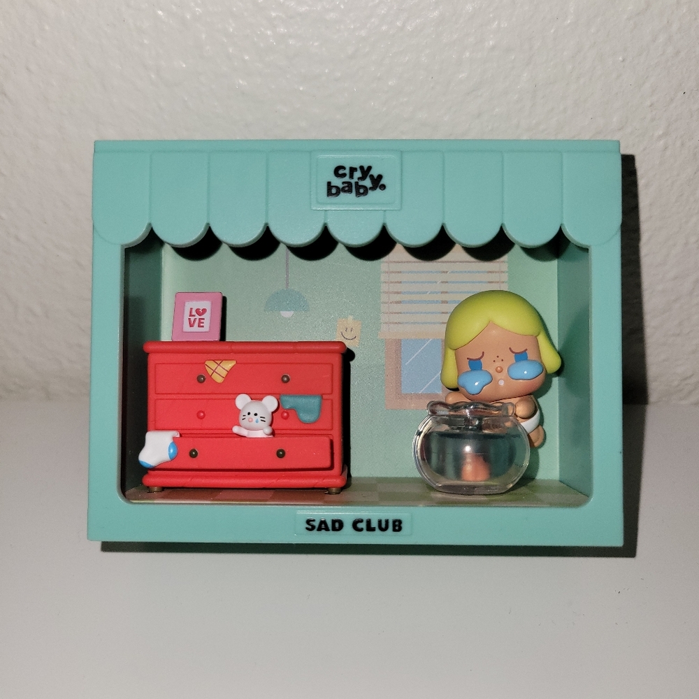 Pop Mart X Cry Baby